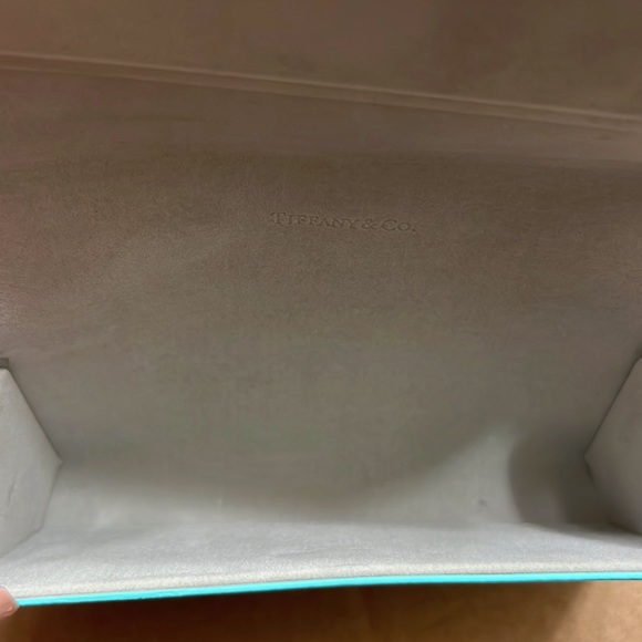Tiffany & Co. Sunglasses case - Picture 3 of 4